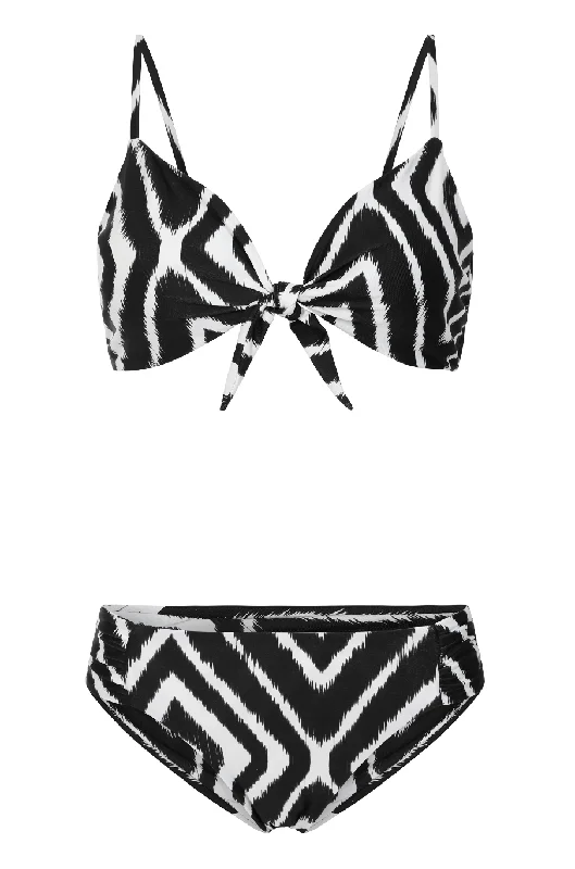 miyanna-ruched-brief-in-black-and-white-ikat