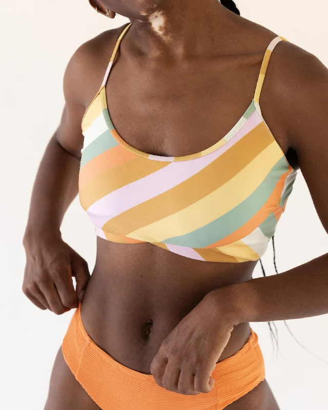 surf-stripe-tone-crop